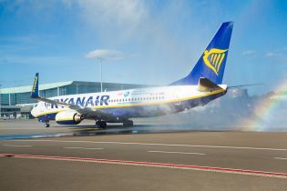 Ryanair анонсировал "спасательный тариф" по маршруту Киев-Краков