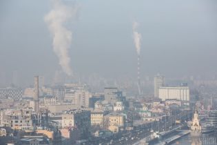 Несколько дней Киев страдал от задымления из-за пожаров вблизи города: безопасен ли столичный воздух