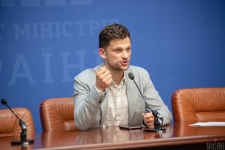 Дубилет хочет продать часть помещений чиновников и сделать со своего кабинета опенспейс