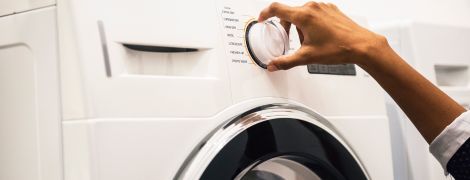 В Казахстане трехлетний малыш застрял в стиральной машине