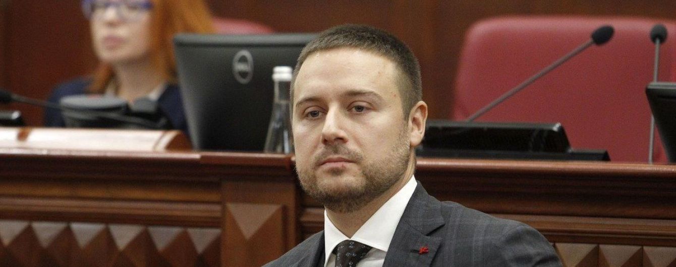 Неизвестный в Киеве избил заместителя Кличко, он в реанимации
