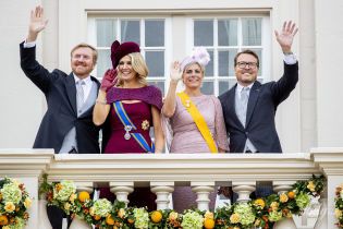 В кареті, діамантах і розкішній сукні: королева Максима на відкритті нового парламентського року