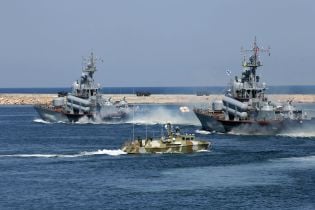 Конфликт в Японском море: российские пограничники задержали более 160 моряков из КНДР, есть пострадавшие