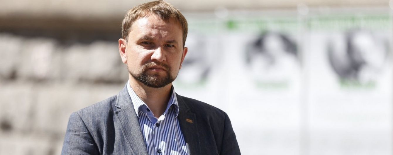 Вятрович стал депутатом Рады вместо Луценко и сразу оказался в эпицентре скандала