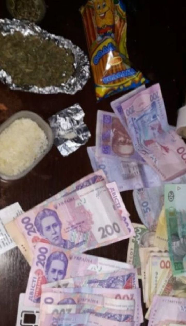 Под залог друг за другом выпускает из СИЗО подозреваемых в наркоторговле Ужгородский суд