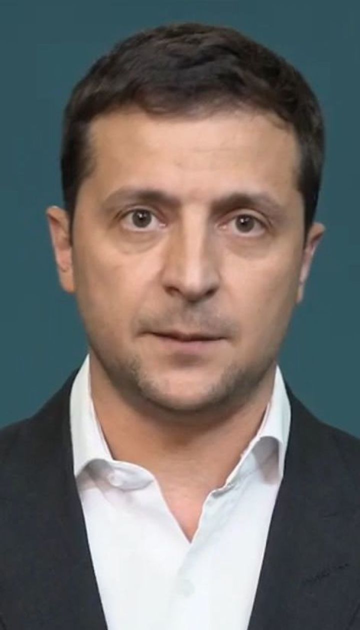 Зеленский призвал украинцев не давать взяток и сообщать о коррупции в НАБУ