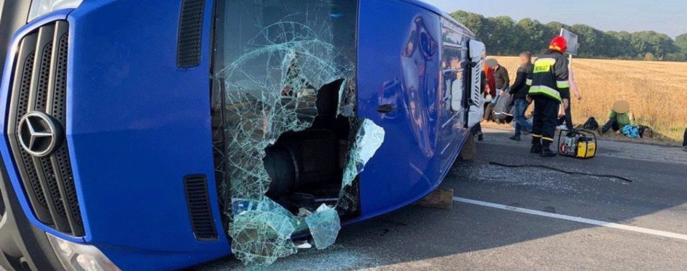 Вбивча серія аварій фур та пасажирських автобусів: як попередити катастрофу