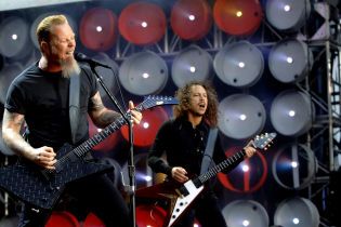 Группа Metallica отменила концерты из-за запоя вокалиста
