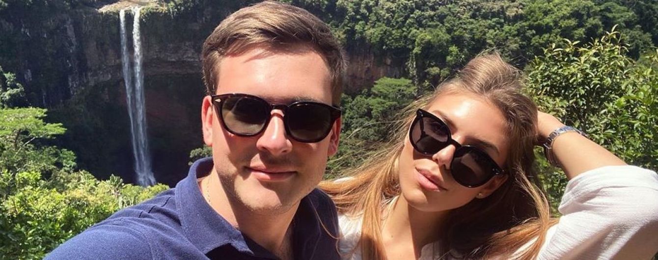 Певица Ассоль умилила редкими фотографиями с мужем
