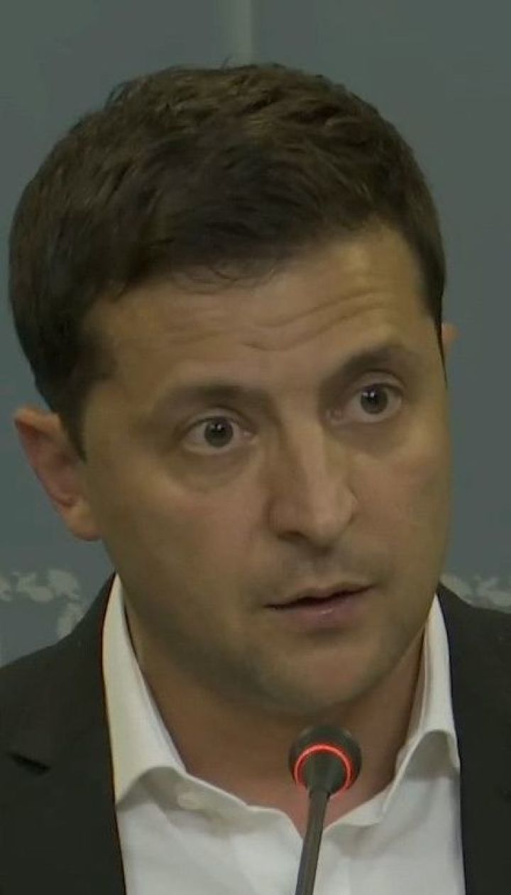 "Никаких выборов под дулами пулеметов". Зеленский объяснил свою позицию по "формуле Штайнмайера"