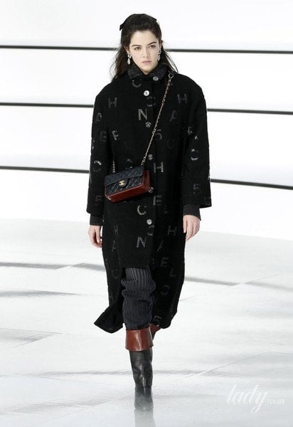 Колекція Chanel прет-а-порте сезону осінь-зима 2020-2021 / © East News