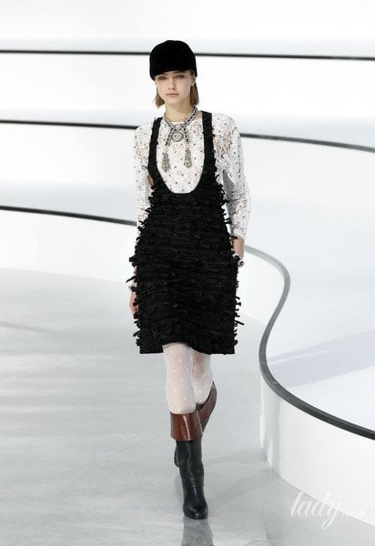 Колекція Chanel прет-а-порте сезону осінь-зима 2020-2021 / © East News