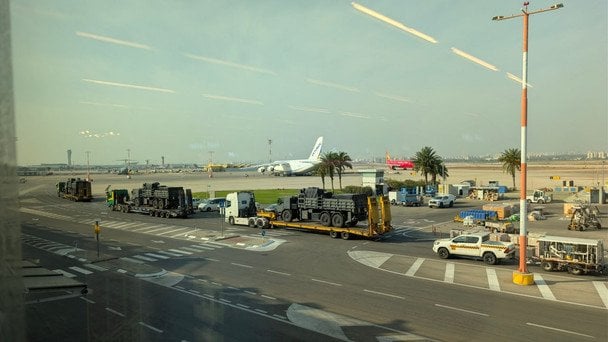 Завантаження літака Ан-124 в аеропорту «Бен Гуріон». Фото: X/Arab Military