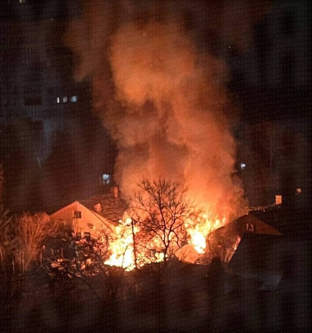 Росія вночі масовано атакувала Одесу БпЛА: є руйнування (відео)