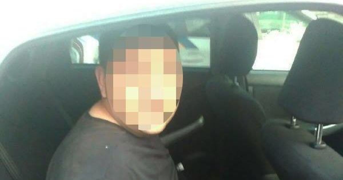 Затриманий чоловік / © Facebook/Патрульна поліція України