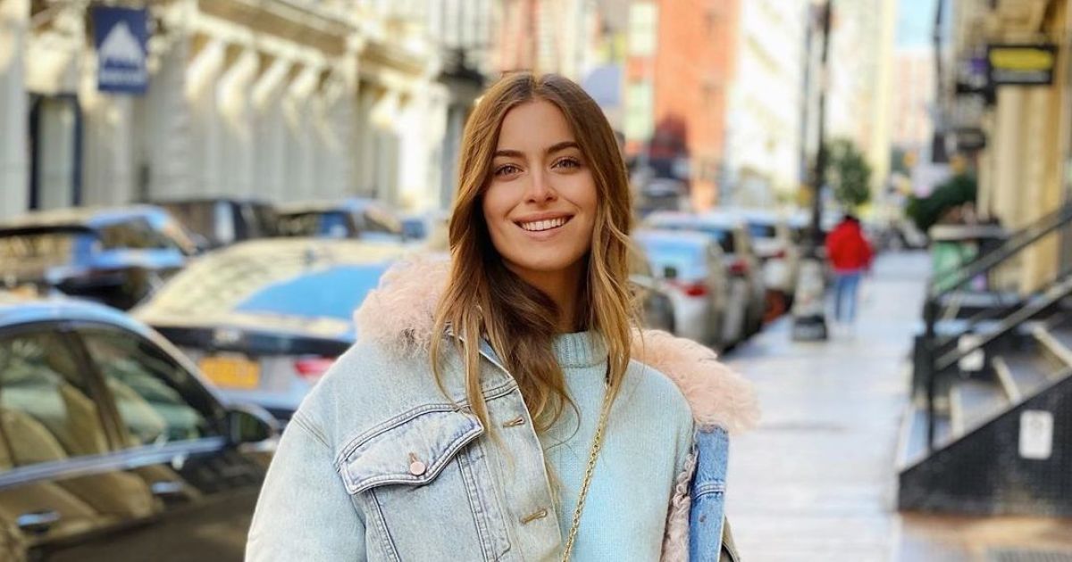 Внучка Софии Ротару с бойфрендом в центре Киева устроила романтические покатушки