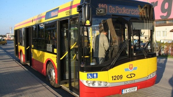 У Польщі почали збирати гроші, щоб викупити автобуси для Він