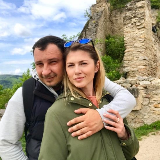 Дружина Танковича на Сейшелах похизувалася фігурою в бікіні