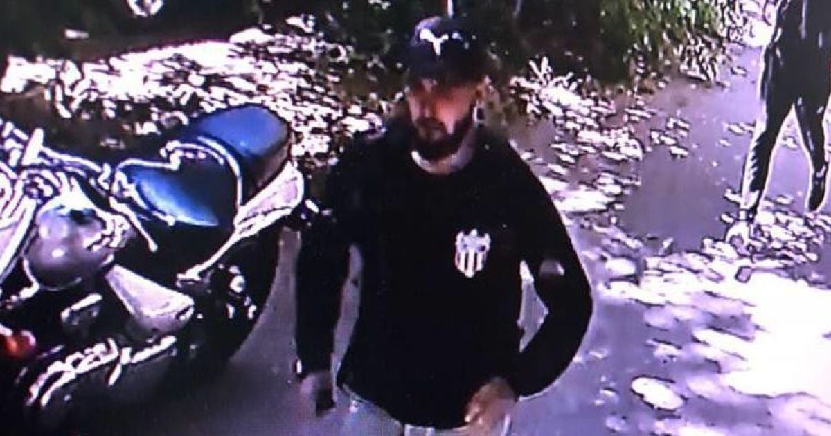 Полиция опубликовала фотографии подозреваемых в нападении на активиста в Одессе
