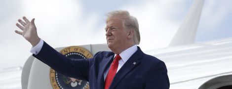 Трамп вирішив не підвищувати мита на китайські товари