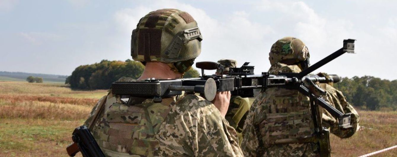 Терористи 15 разів стріляли з гранатометів та кулеметів: двоє бійців ООС поранені
