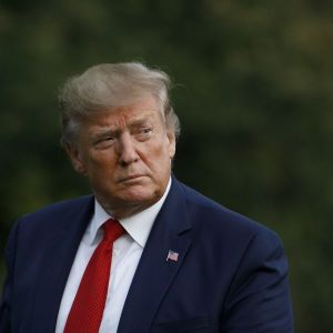 Youtube відмовився видаляти відео, в якому фейковий Трамп "вбиває" журналістів у церкві