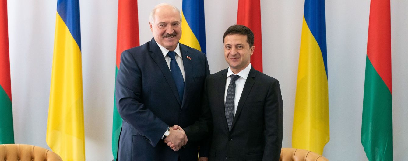 "У вас никогда не будет проблем с Беларусью". Лукашенко впервые встретился с Зеленским в Житомире