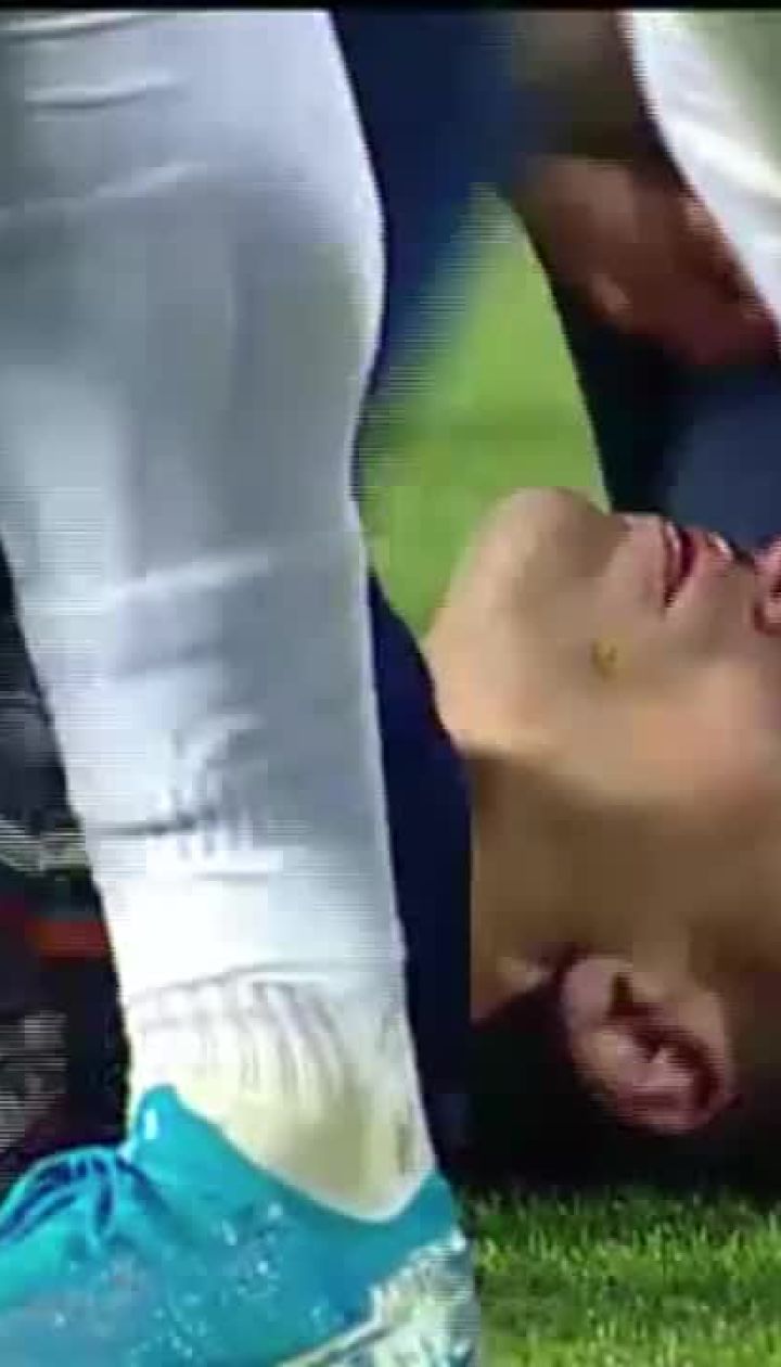 Десна - Олимпик - 0: 0. Видео удаления Завийского