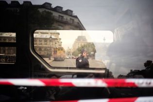 Нападавший на полицейских в Париже был исламистом - прокуратура