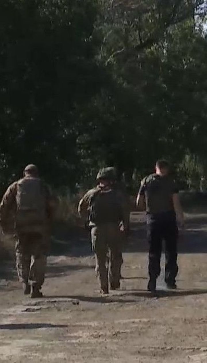 Розведення військ на Донбасі відклали через бойовиків, які не припиняють обстріл