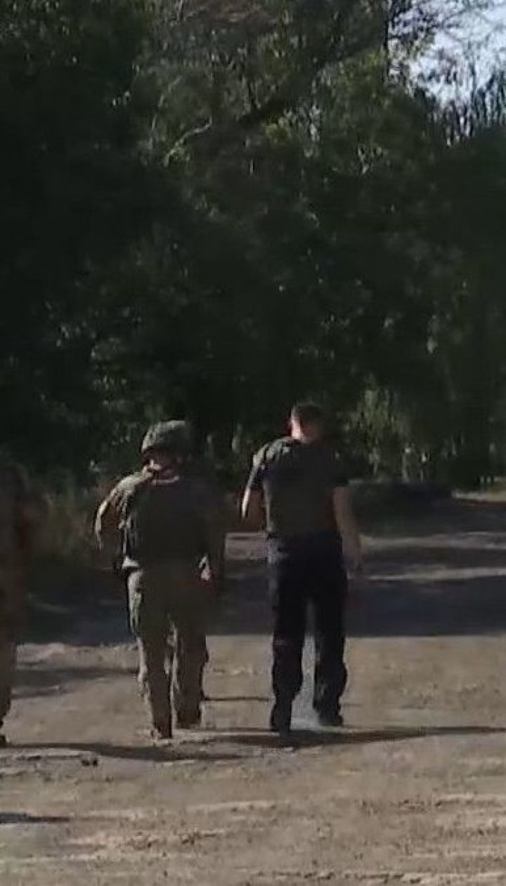 Разведение войск в Донбассе отложили из боевиков, которые не прекращают обстрел