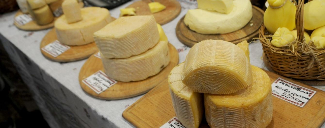 Нардепы хотят убрать с полок магазинов "творожные или молочные продукты"