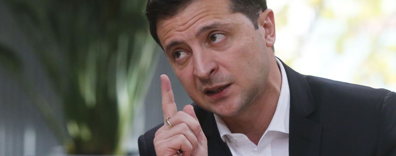 Зеленський запевняє, що не знав про блокування допомоги від США під час розмови з Трампом