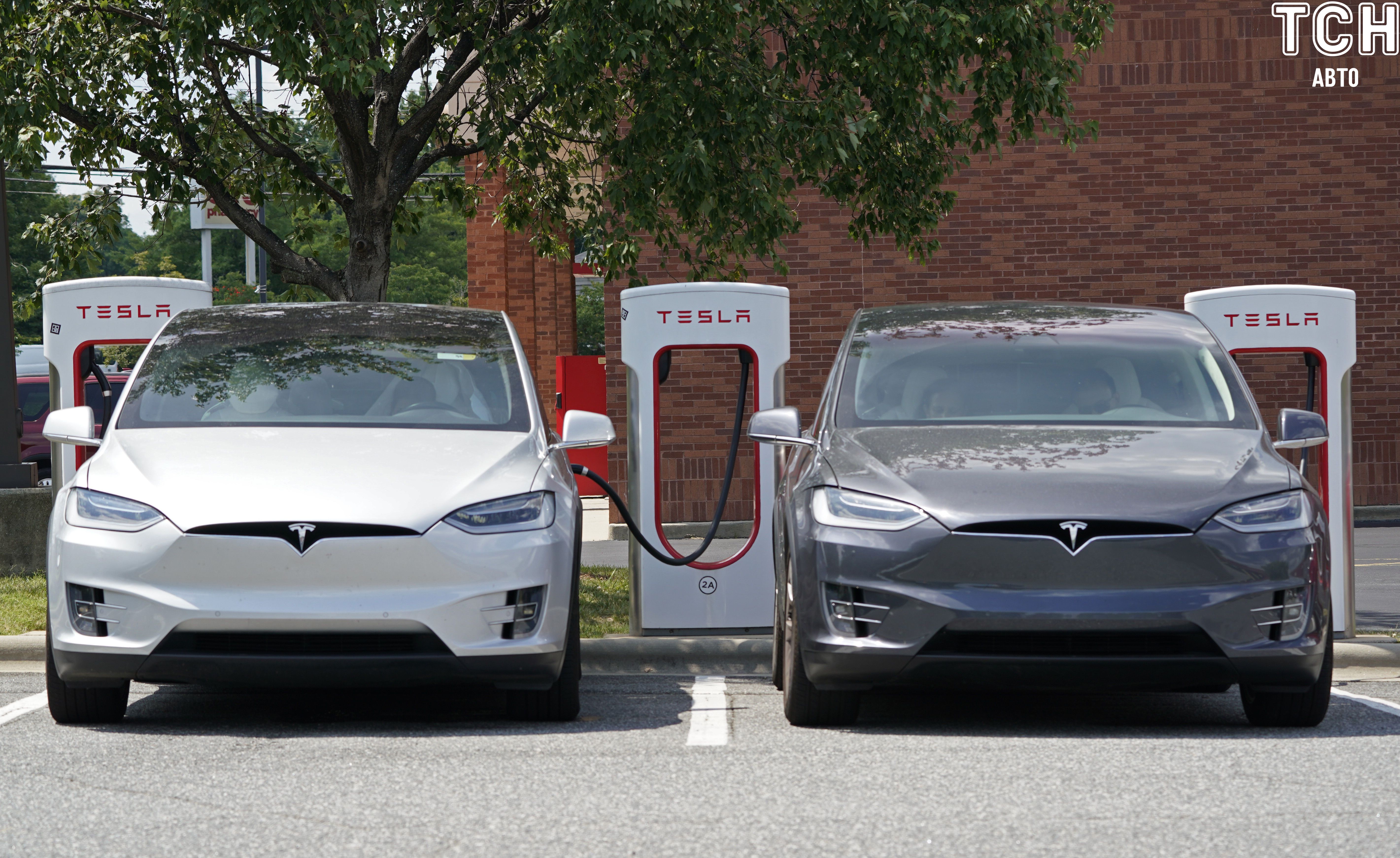 електрокари Tesla, зарядка, зарядна станція_1