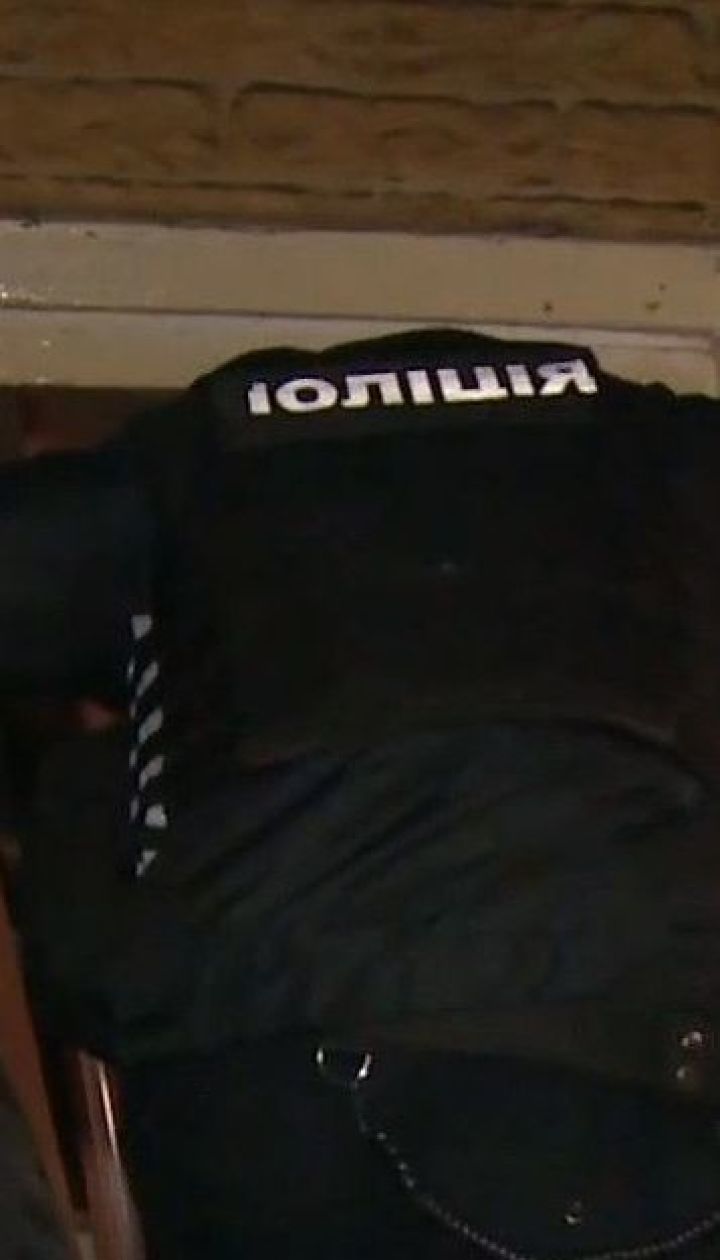 У Житомирі спецпризначенці штурмували квартиру чоловіка, якого підозрюють у вбивстві