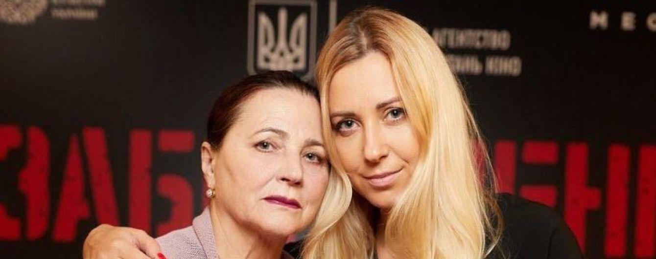 Тоня Матвієнко зворушливо привітала зіркову маму з 72-річчям