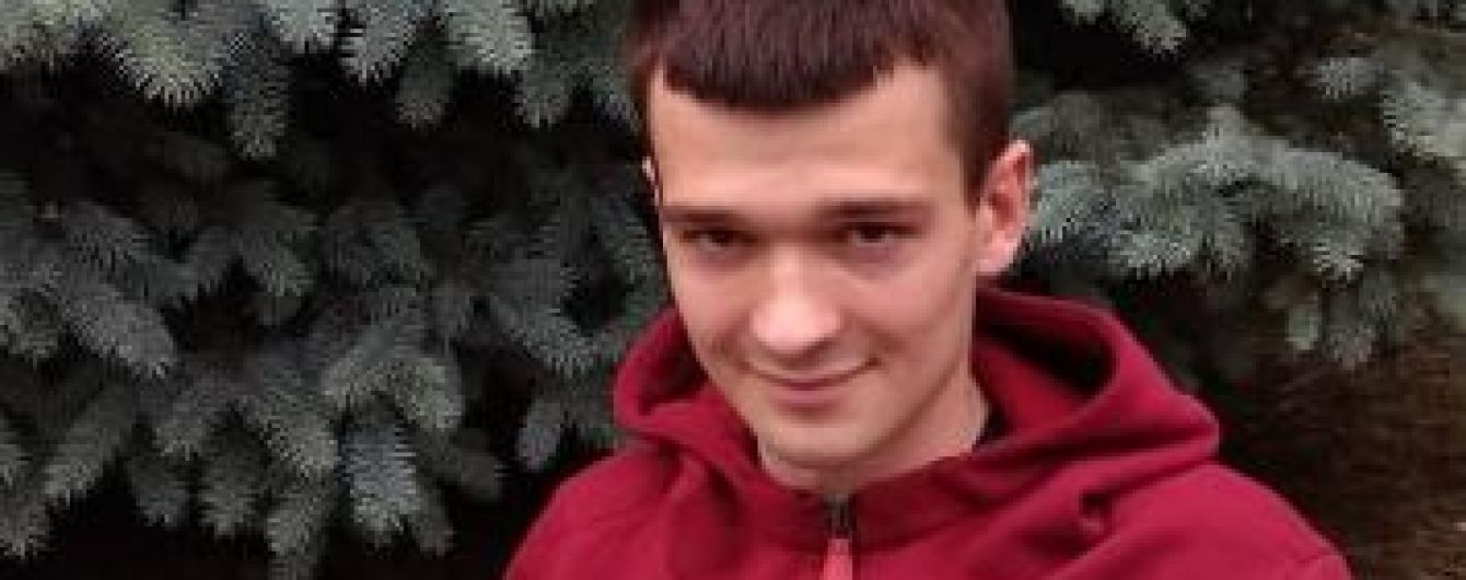 Падение с высоты приковало Святослава к инвалидному креслу и ему нужна помощь