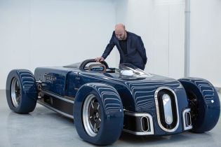 Кастомный родстер с форсированным мотором Bentley создали в Бельгии