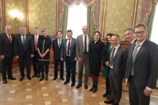 Послы стран G7 провели "откровенную" встречу в Офисе Зеленского