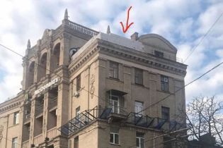 В одном из зданий на Майдане в Киеве "растет" дополнительный этаж