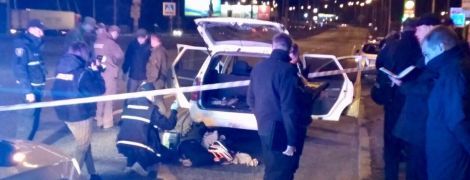 В Киеве задержали напакованный гранатами автомобиль