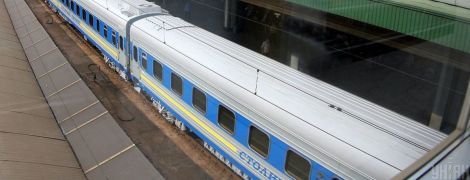Все – из-за миллиардов. В Мининфраструктуры объяснили, почему не будут закрывать железнодорожное сообщение с Россией