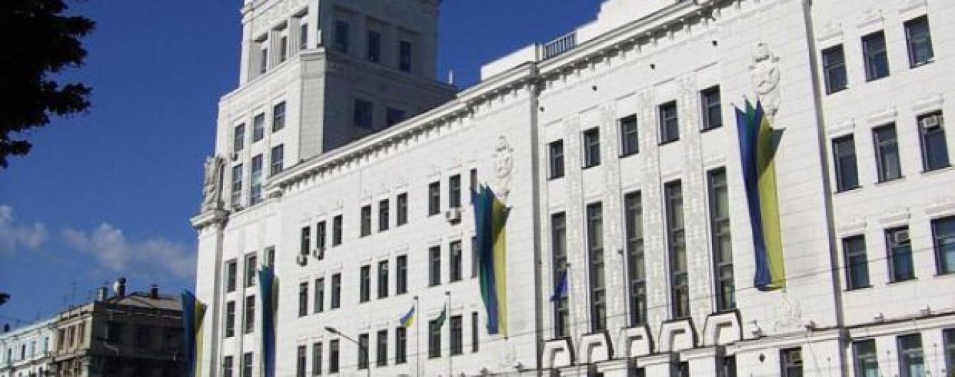 Полицейские приняли заявление о нарушении карантинных требований на заседание харьковского горсовета