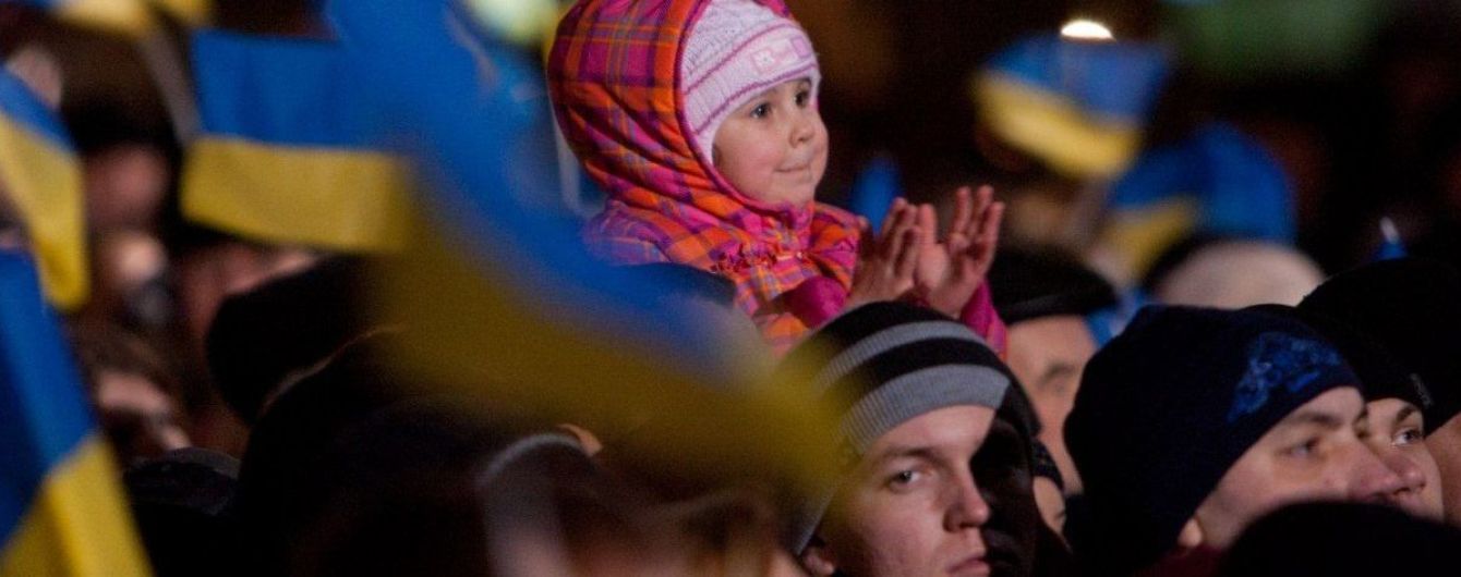Вече на Майдане и больше тысячи нацгвардейцев в Киеве: столица завершает празднование Дня Достоинства и Свободы