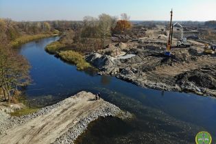 Бетонку Днепр-Решетиловка соединяют новым мостом. Фото