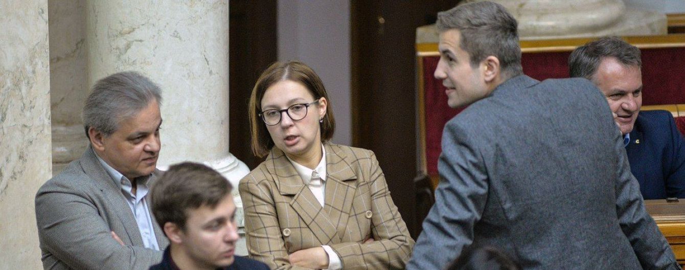 Проєкт бюджету-2020 не передбачає підвищення зарплати вчителям - депутатка
