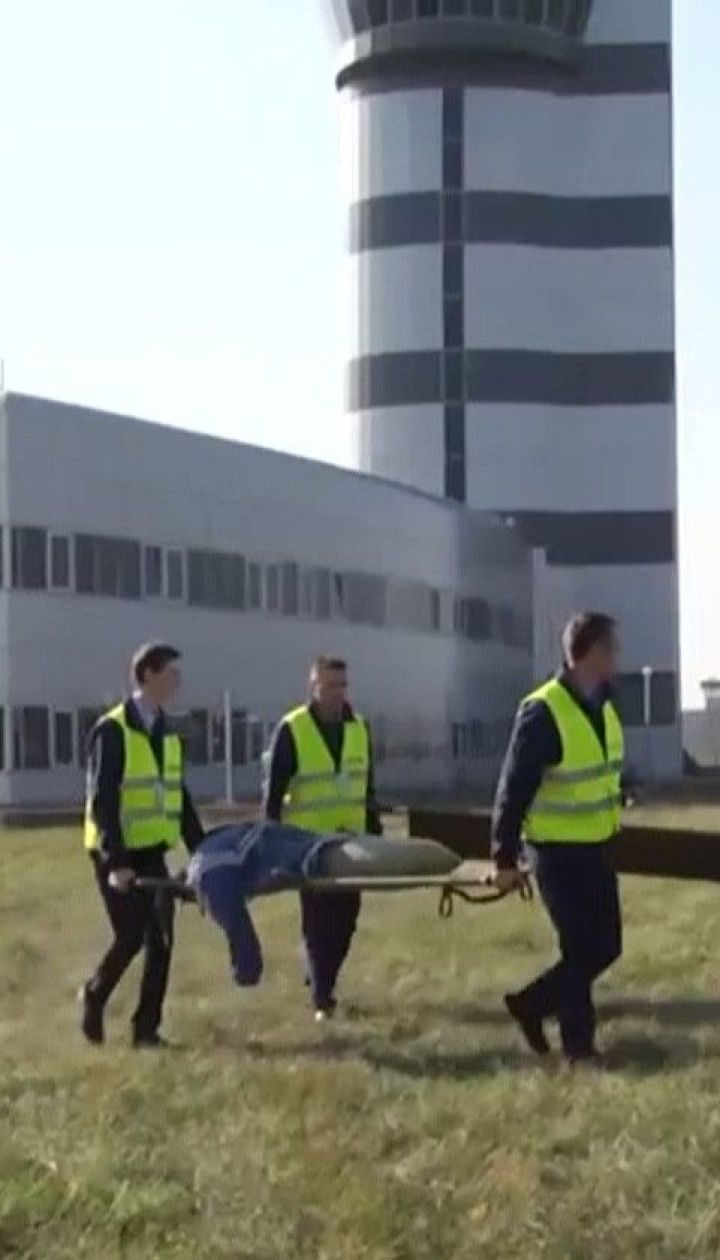 Масштабные учения спасателей устроили в аэропорту Харькова