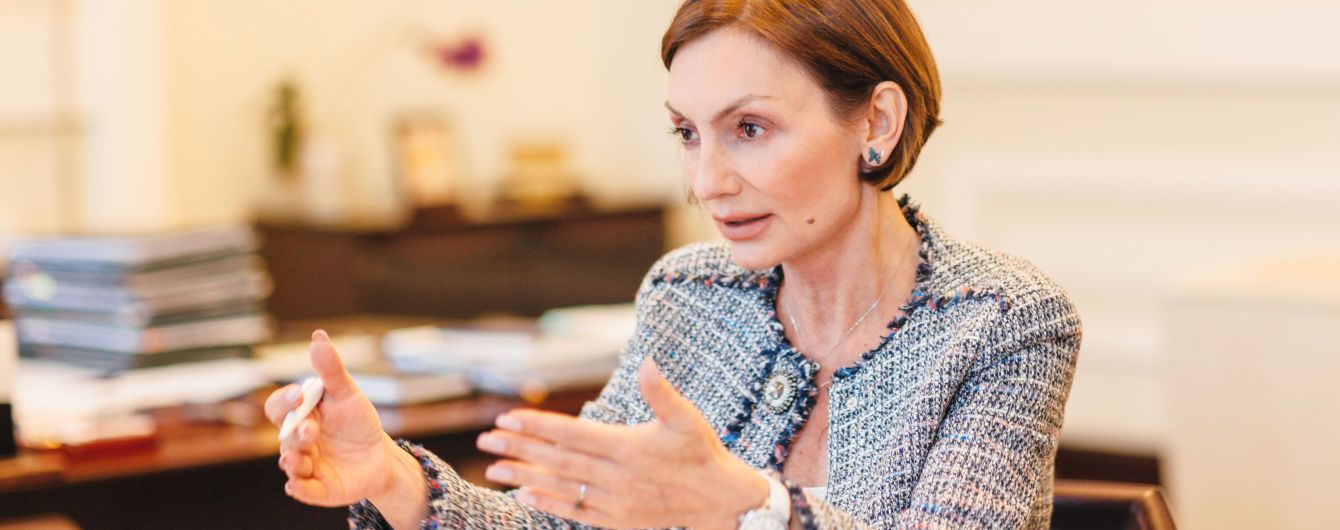 "Курс может умеренно колебаться в обе стороны", - Рожкова о ситуации на валютном рынке