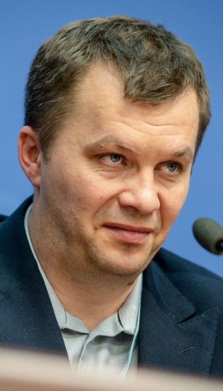 "Не скрываю, что я – дебил". Милованов отшутился в ответ на резкие слова Коломойского о нем