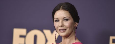 50-річна Кетрін Зета-Джонс приголомшила вмінням танцювати чечітку